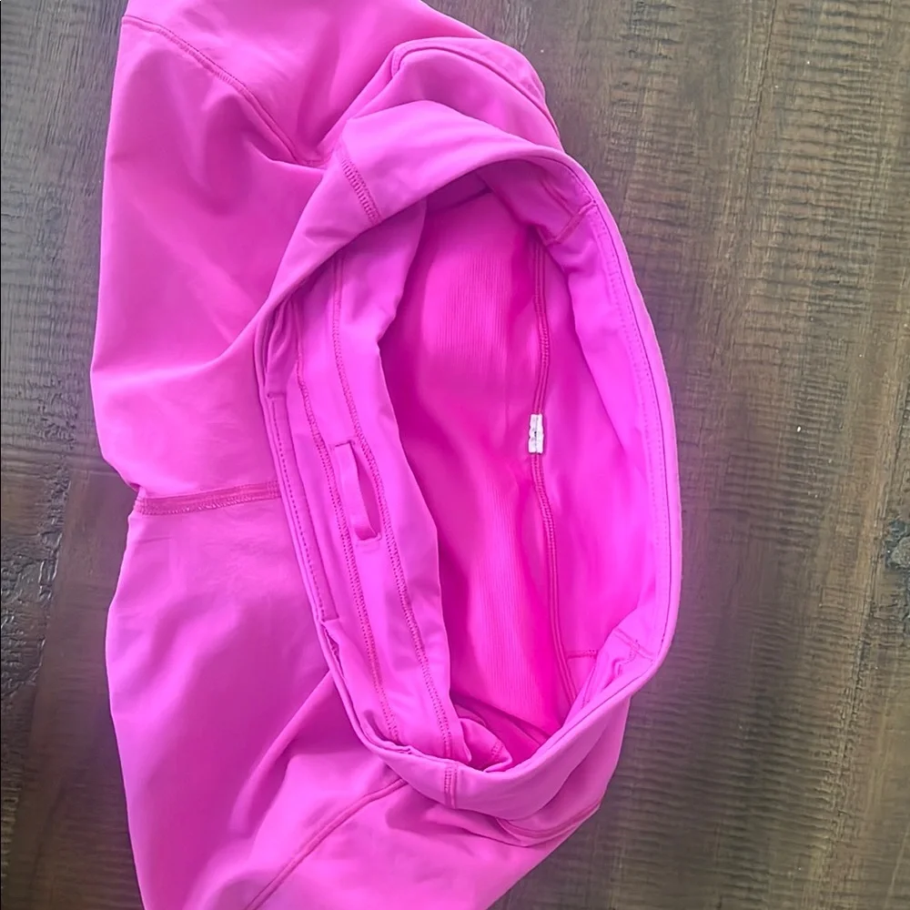 Lululemon 5 inch speed ups     Hot pink
SIZE 2 - Picture 8 of 10